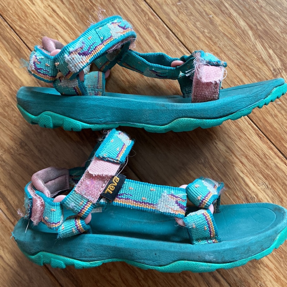 Little Girls Tevas - size 9